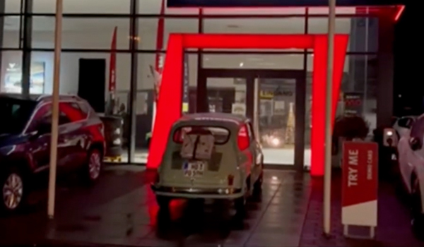 Weihnachtsvideo vom SEAT und Cupra Autohaus Kobia Video - Autohaus Kobia